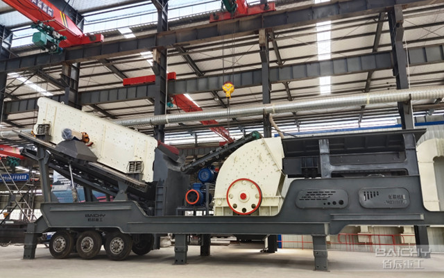 移動式破碎機(jī)有哪些性能優(yōu)勢？報(bào)價(jià)多少？